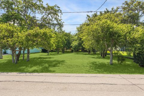 Vacant Land For Sale - 00 2nd Street<br/> San Leon, TX 77539