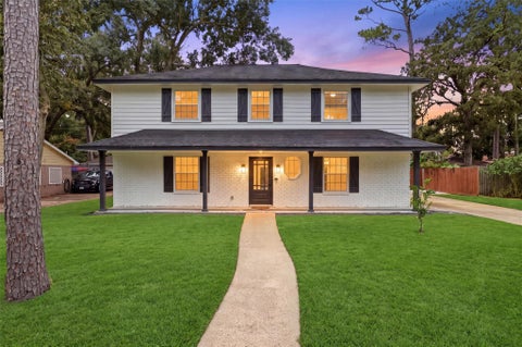 Photo of 12703 Rocky Hill Drive, Houston, TX 77066 (MLS # 18723567)