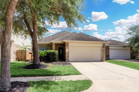 Photo of 26327 Whittmore Fields Drive, Katy, TX 77494 (MLS # 33475593)