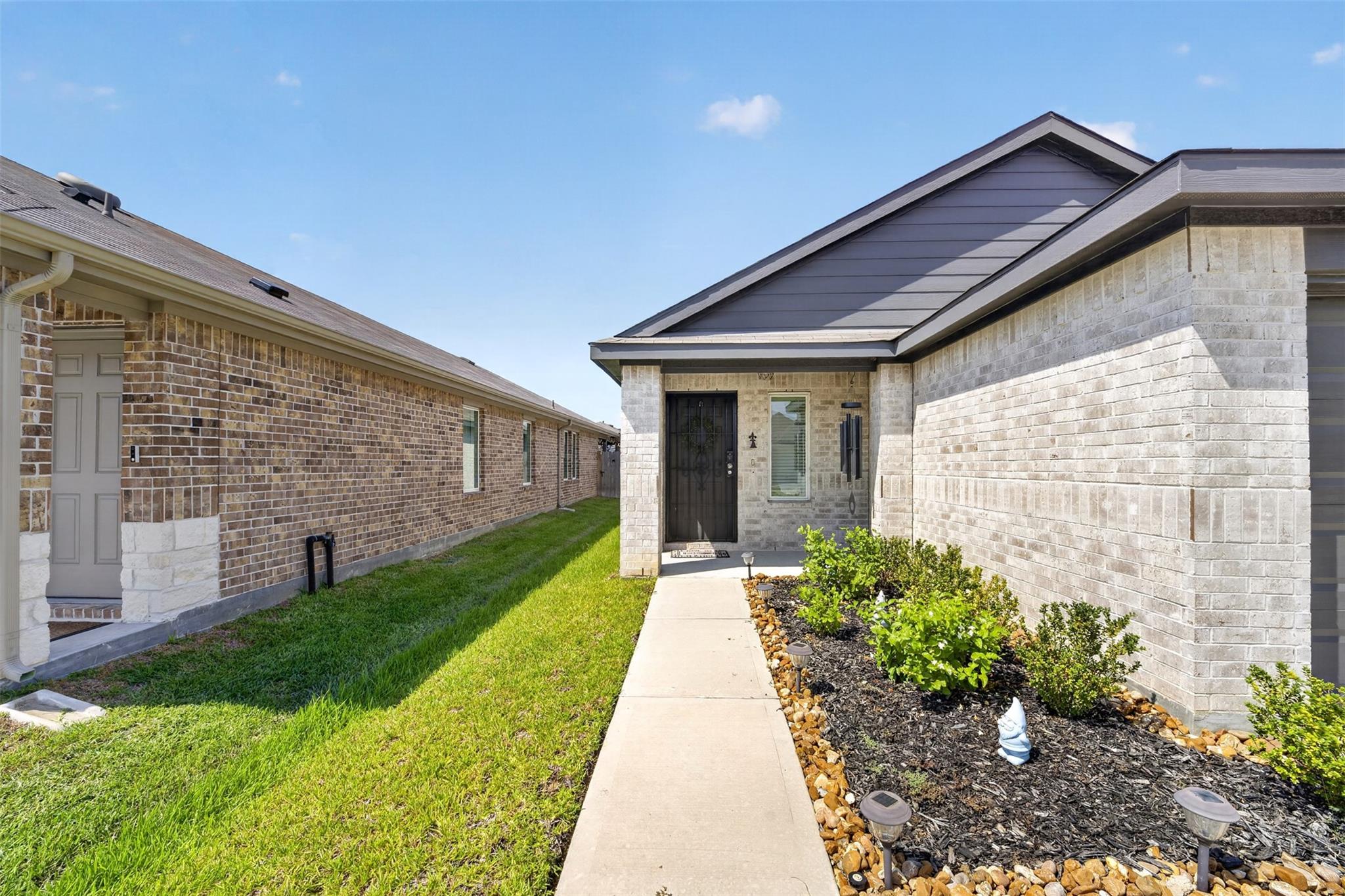 5619 Avalon Woods Drive