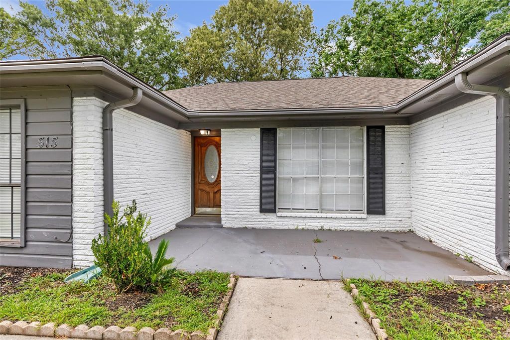Photo of 515 Corydon Drive, Houston, TX 77336 (MLS # 49674642)