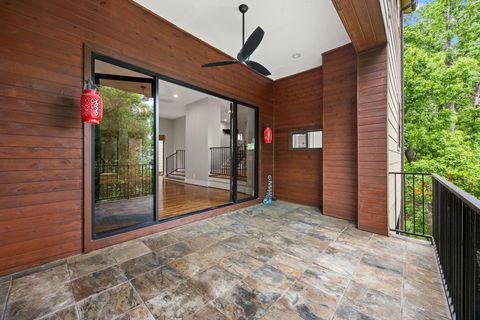 Tiny photo for 1901 W 14th 1/2 Street #C, Houston, TX 77008 (MLS # 31920029)