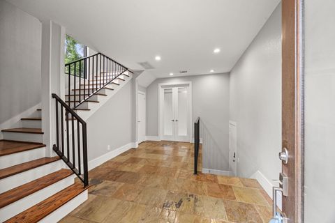 Tiny photo for 1901 W 14th 1/2 Street #C, Houston, TX 77008 (MLS # 31920029)