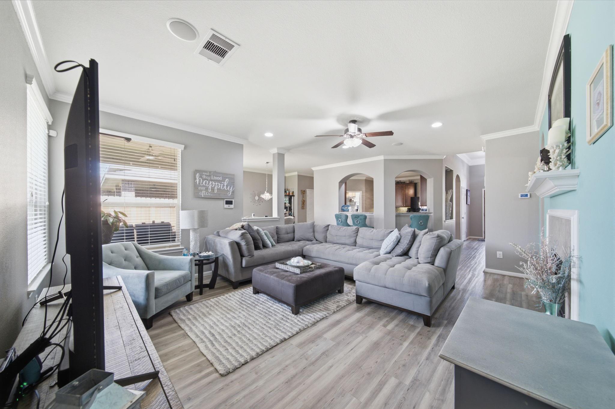 2421 Santiago Lane