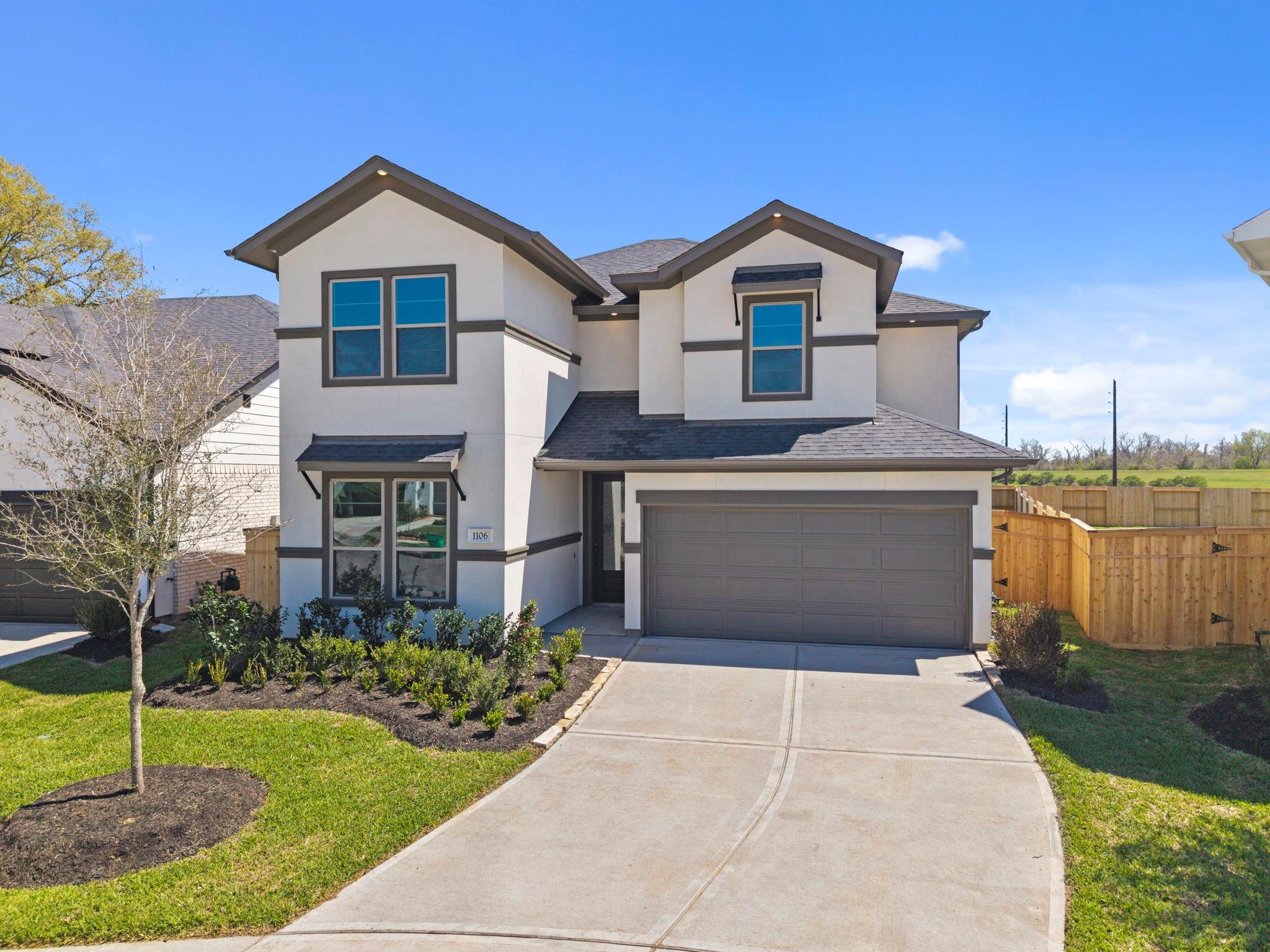 1106 Luna Drive