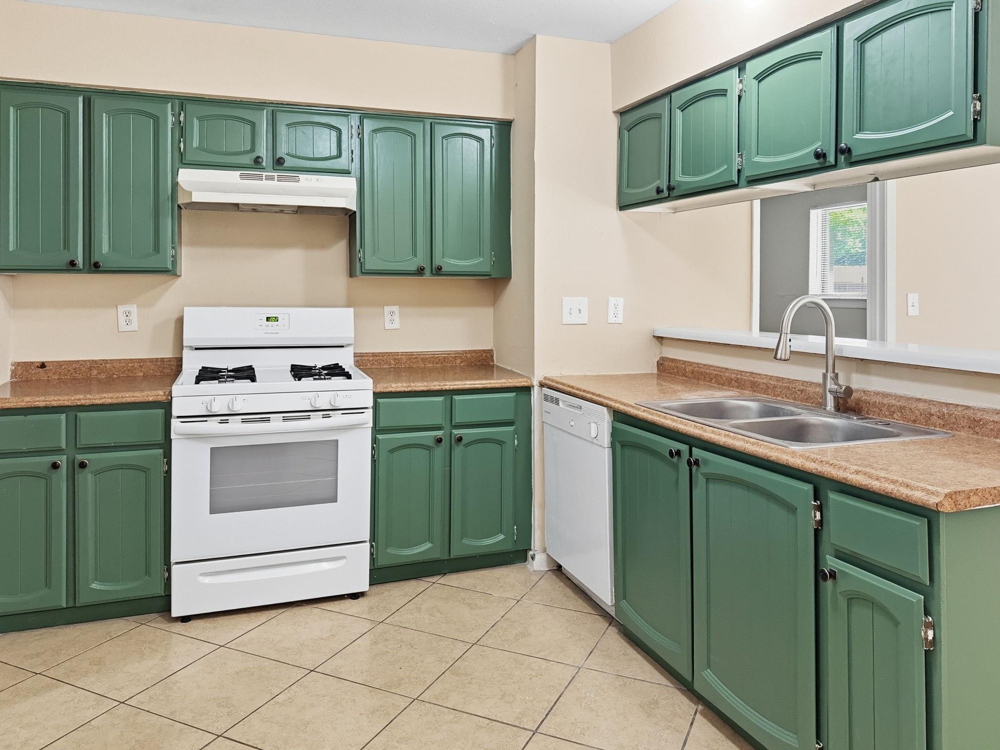 2330 Cades Cove Drive