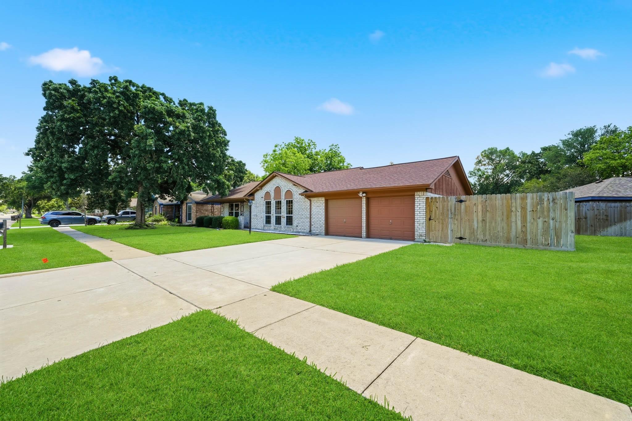 13703 Fernhill Drive