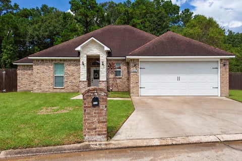 Photo of 3435 Michelle Avenue, Vidor, TX 77662 (MLS # 63670389)
