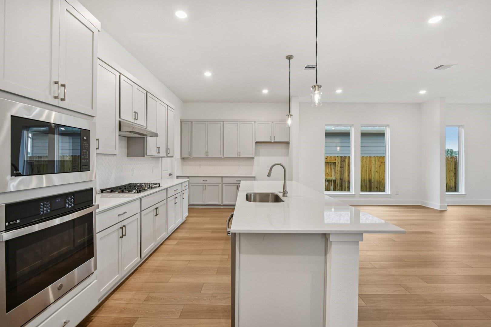 1219 Bronze Creek Bend