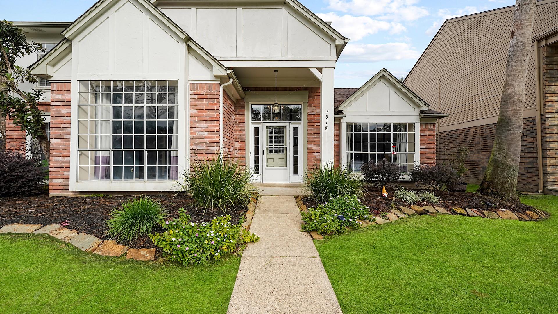 7518 Honey Creek Lane