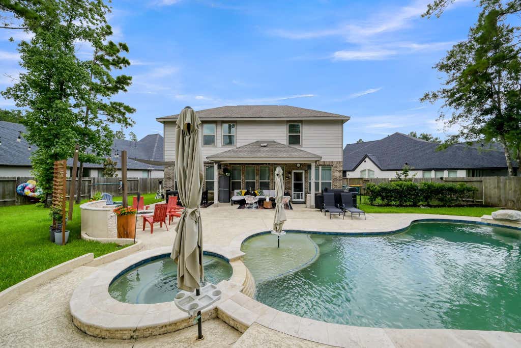Photo of 508 Loft Court, Montgomery, TX 77316 (MLS # 29996062)