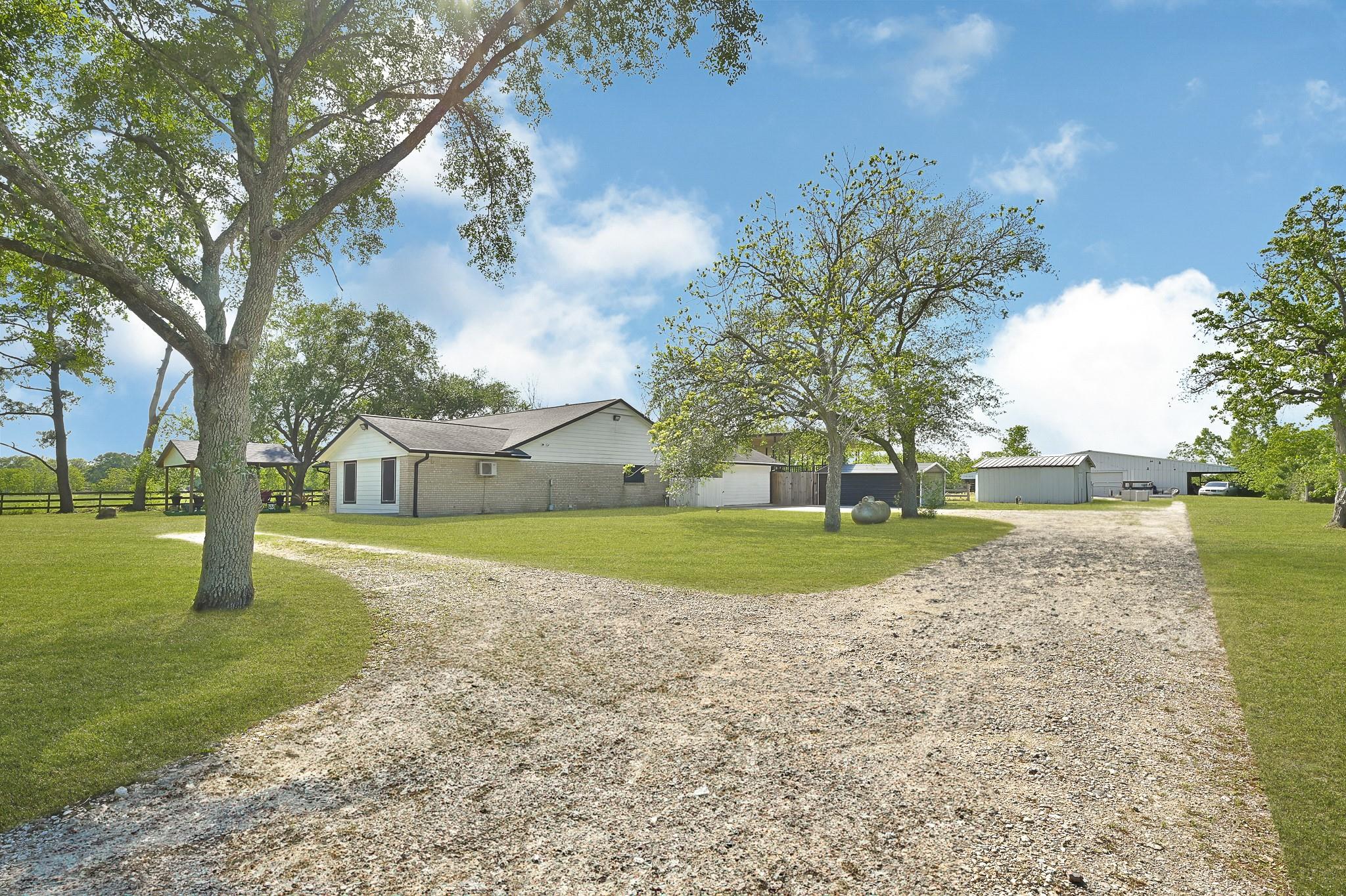 1901 County Road 152