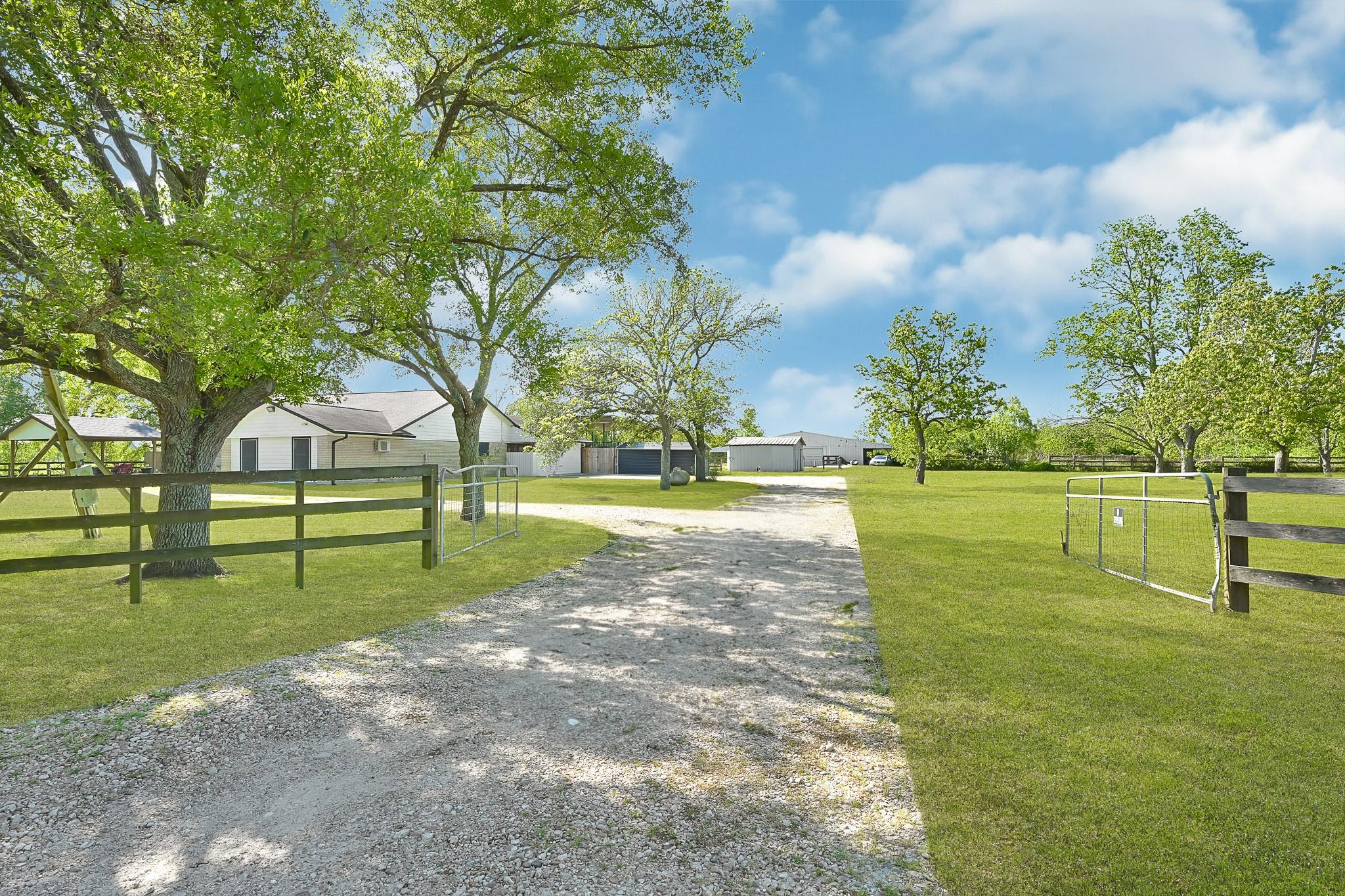 1901 County Road 152