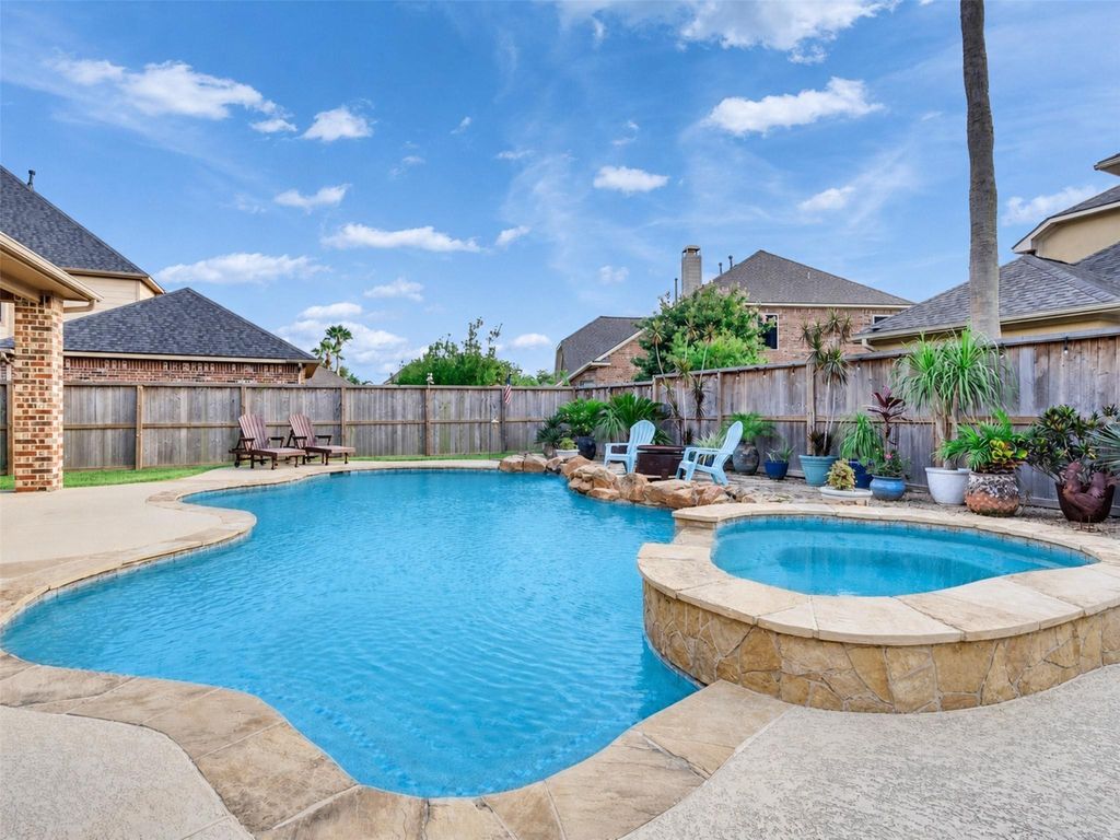 Photo of 2557 Estrada Drive, League City, TX 77573 (MLS # 86466828)