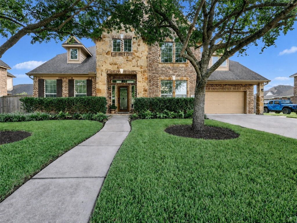 Photo of 2557 Estrada Drive, League City, TX 77573 (MLS # 86466828)