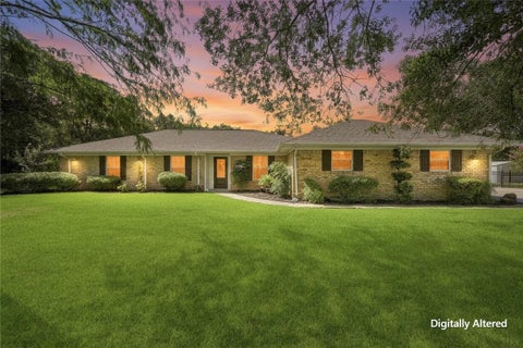 Photo of 5907 Clark Road, Manvel, TX 77578 (MLS # 28503532)