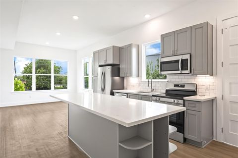 Multifamily For Rent - 4602 Clay Street #B<br/> Houston, TX 77023