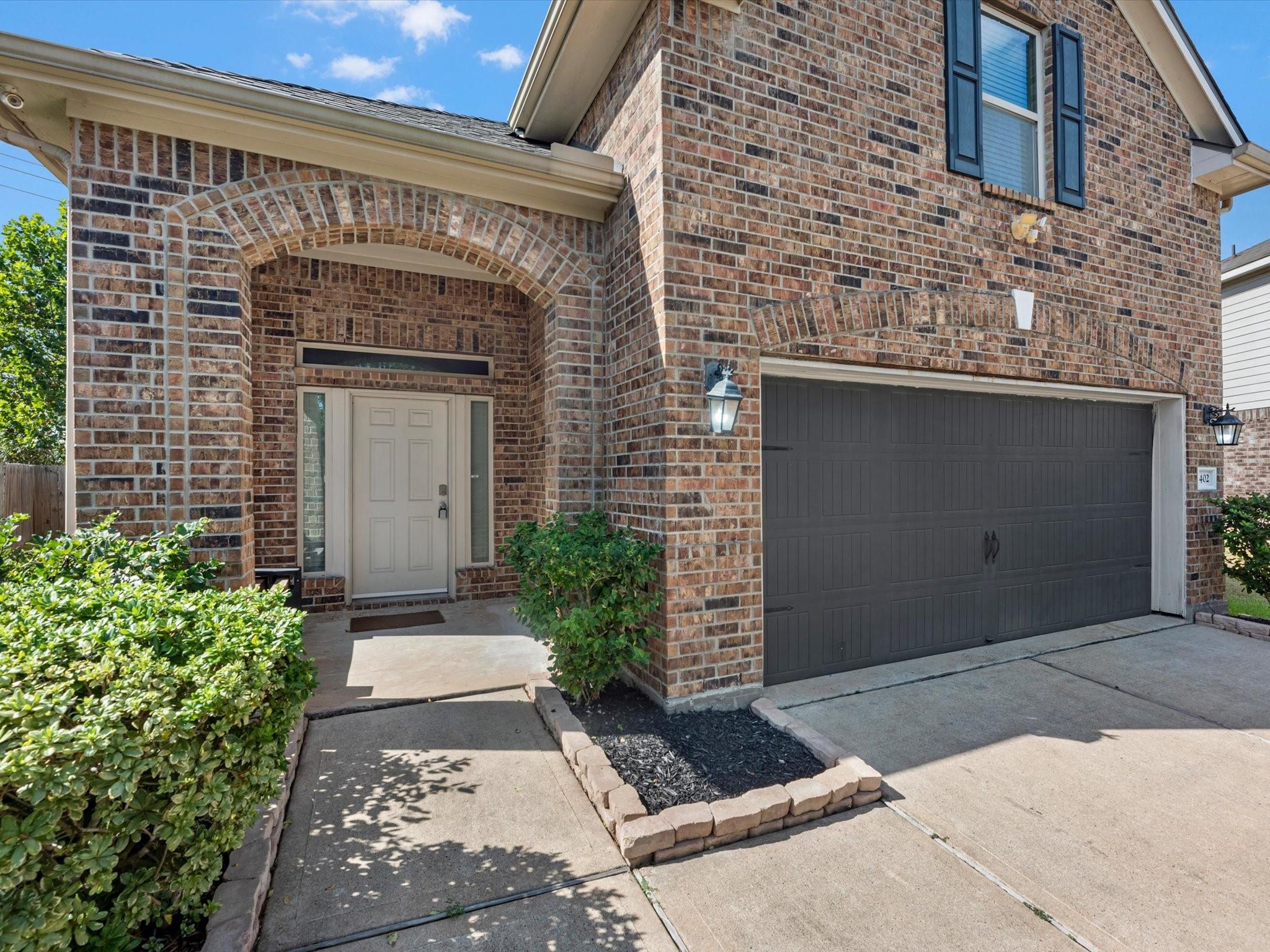 9402 Savannah Holly Drive