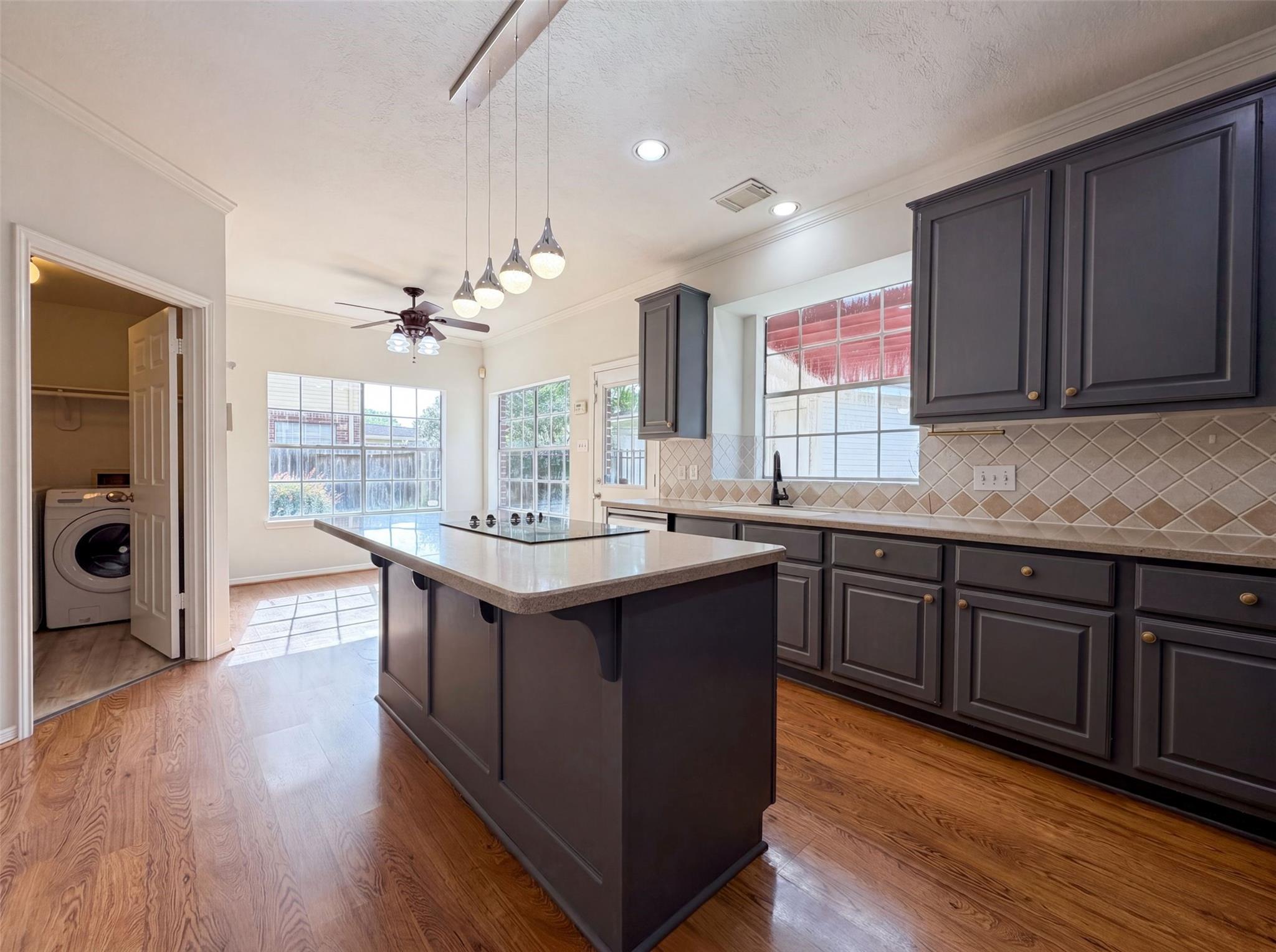 6214 Spencers Glen Way