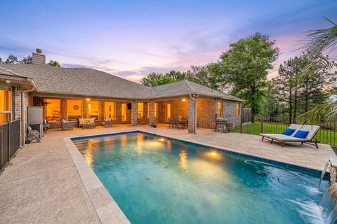 Homes For Sale - 8992 Wind Jammer Lane<br/> Montgomery, TX 77316