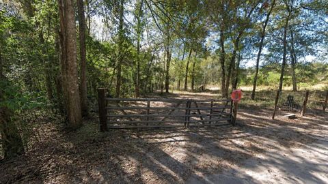 Tiny photo for 7 Dryden Street, Trinity, TX 75862 (MLS # 41708318)