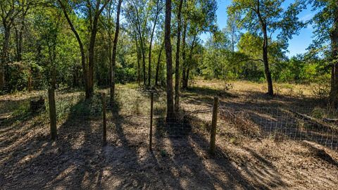 Tiny photo for 7 Dryden Street, Trinity, TX 75862 (MLS # 41708318)