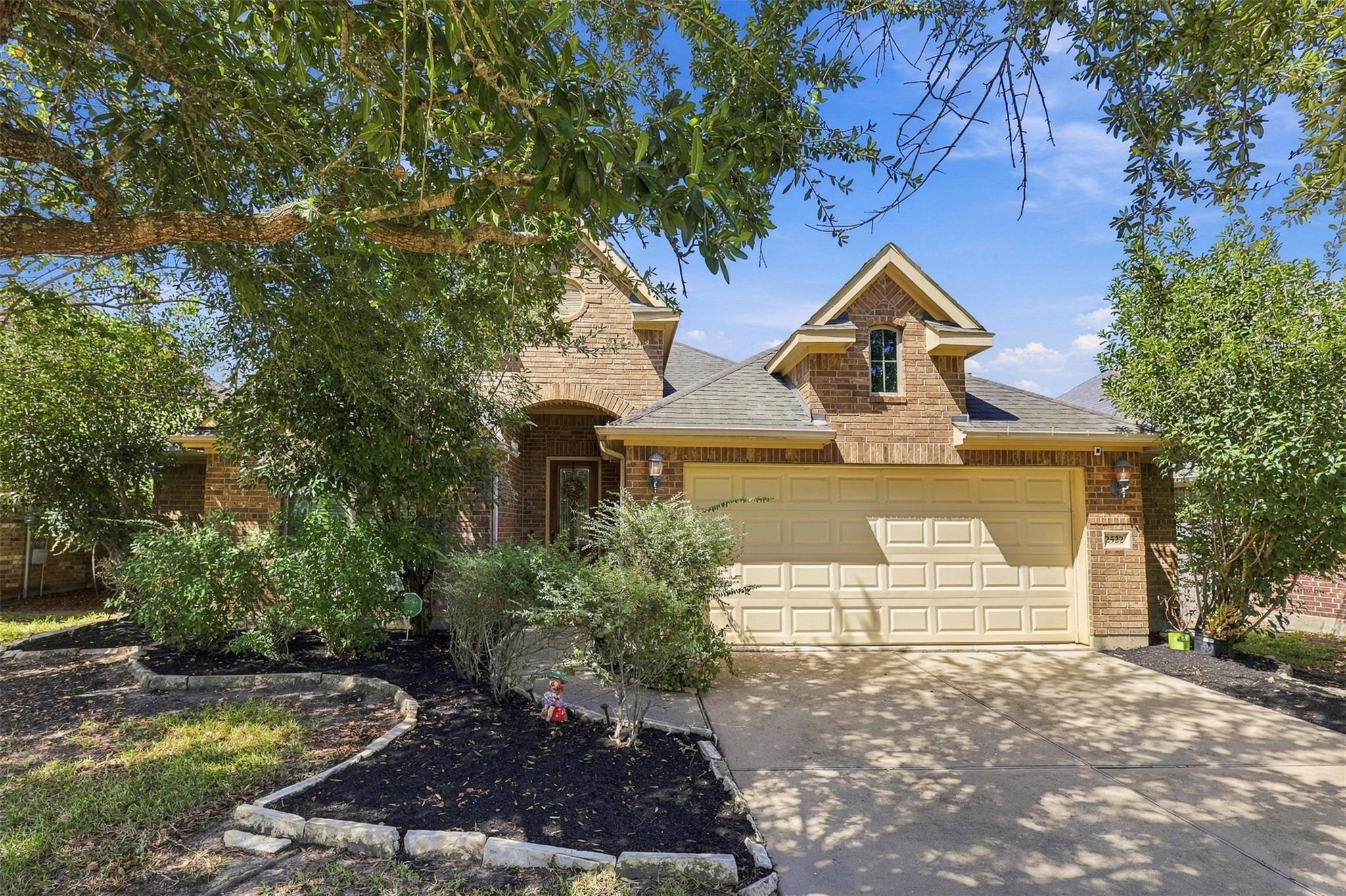 2522 Kinsgate Forest Drive
