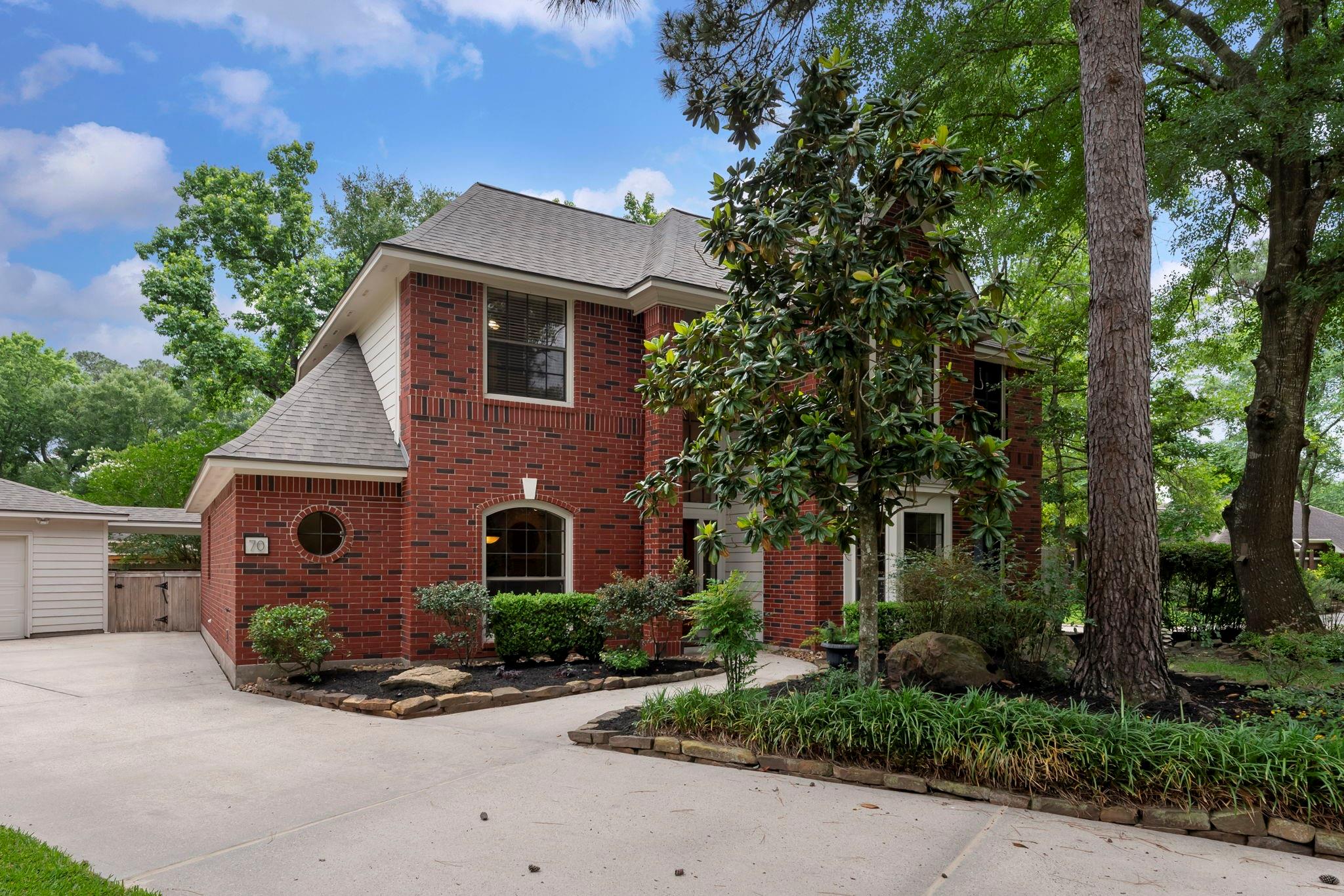 70 Amberglow Court