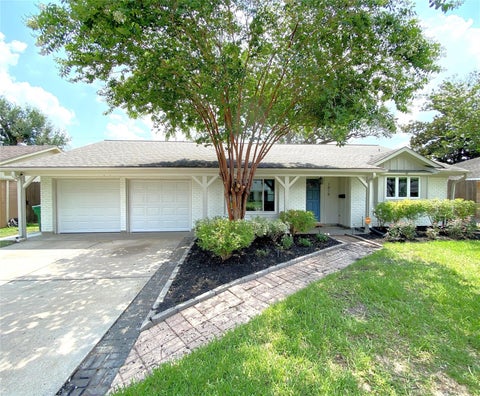 Photo of 1818 Mill Creek Drive, Houston, TX 77008 (MLS # 53929578)