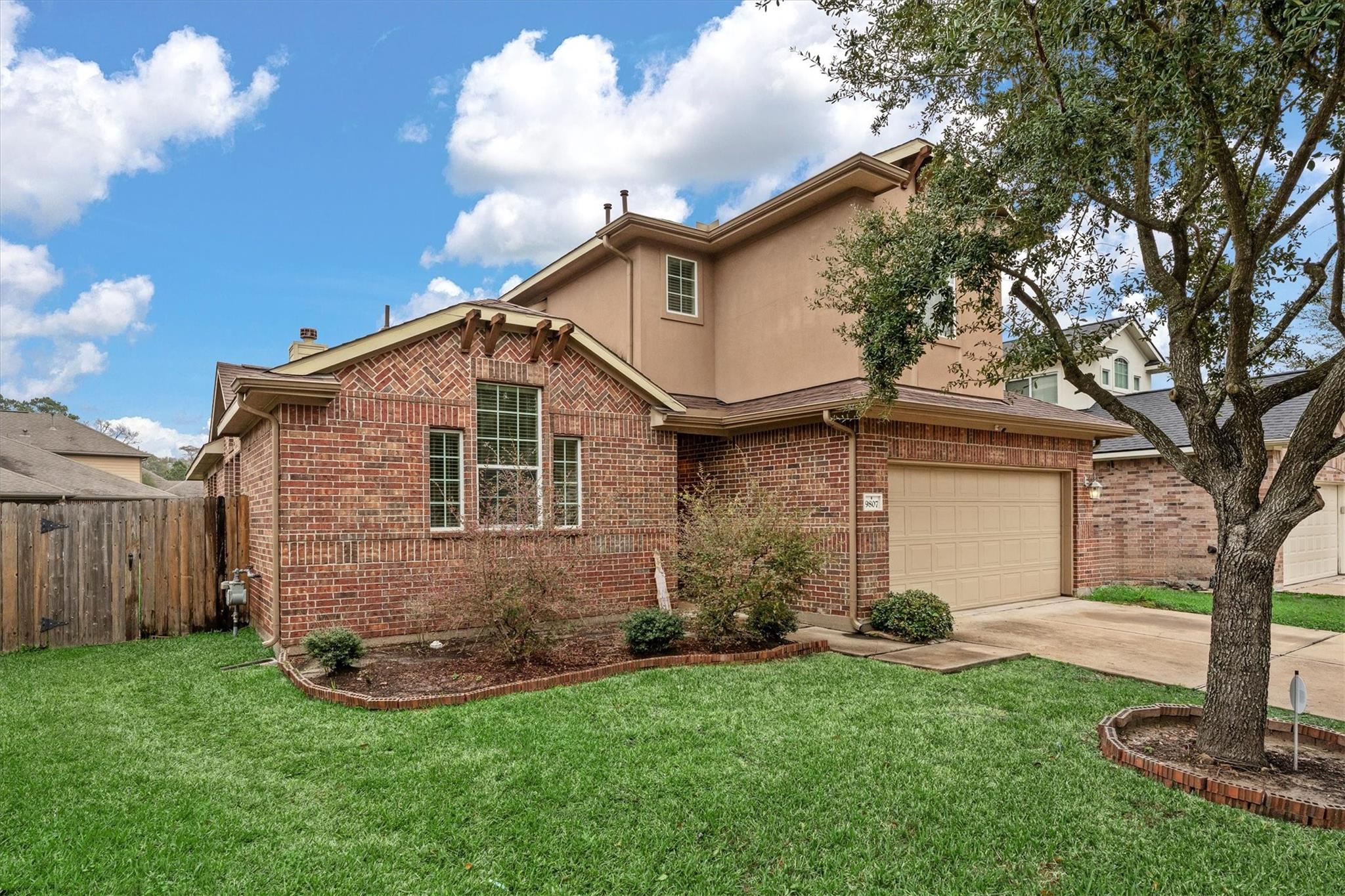9807 Wellington Chase Lane