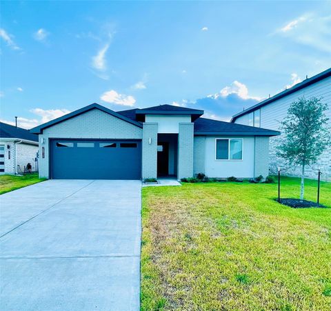 Photo of 28935 Yachting Point Ln Lane, Katy, TX 77494 (MLS # 25628729) Photo of 28935 Yachting Point Ln Lane, Katy, TX 77494 (MLS # 25628729)