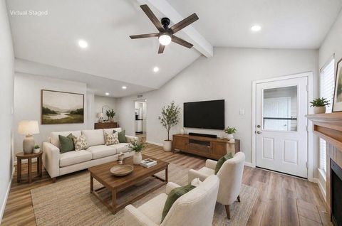 Condo For Sale - 10211 Sugar Branch Drive #362<br/> Harris County, Houston, TX 77036