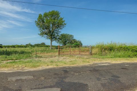 Photo of 210 Lcr 822, Thornton, TX 76687 (MLS # 91239670) Photo of 210 Lcr 822, Thornton, TX 76687 (MLS # 91239670)