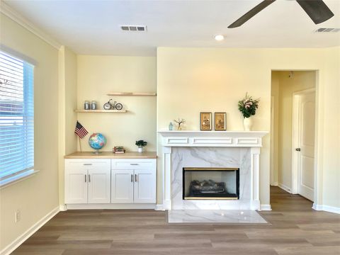 Photo of 16642 Village View Trail, Sugar Land, TX 77498 (MLS # 68673770)