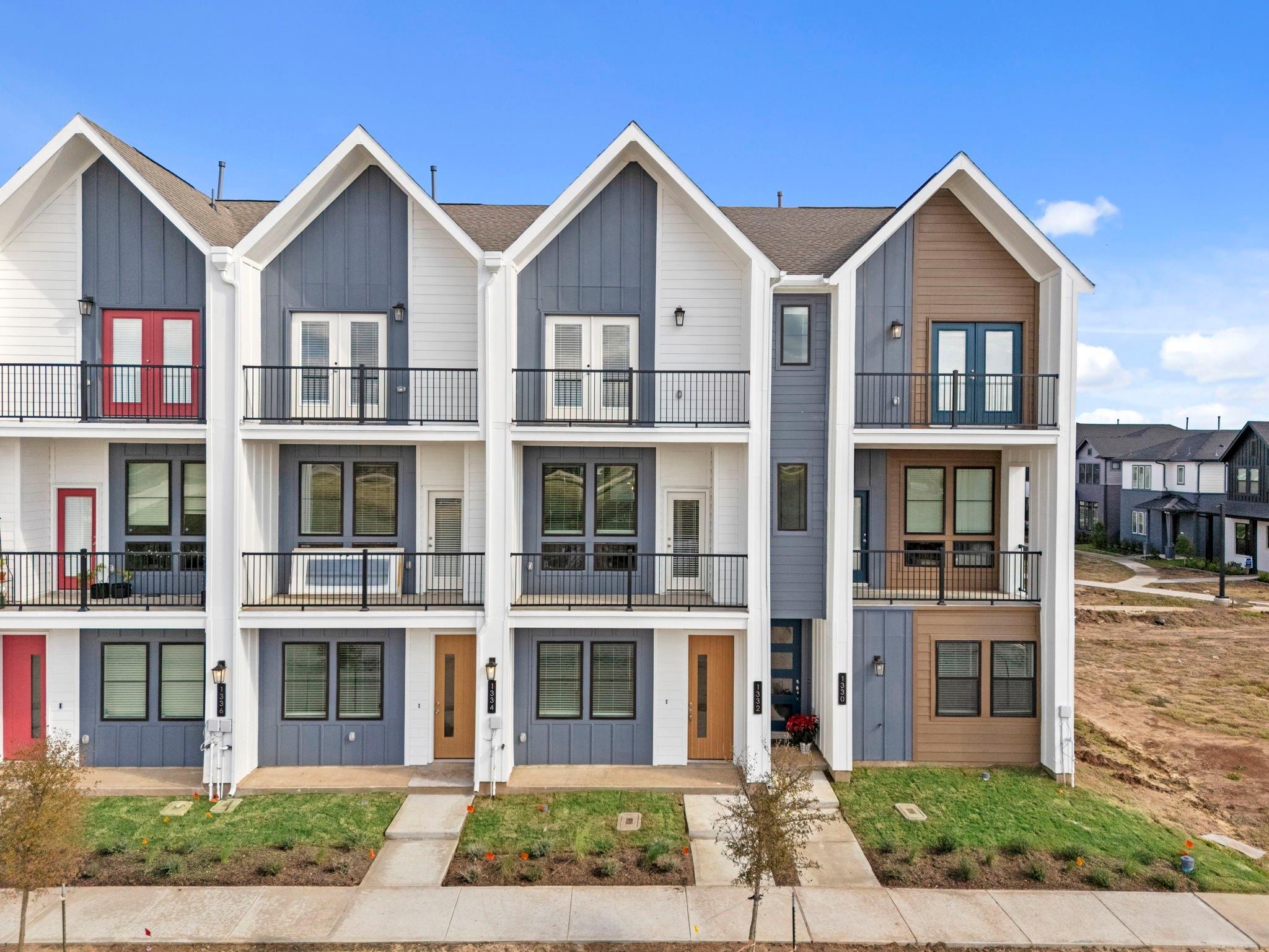 1332 Mercantile Street