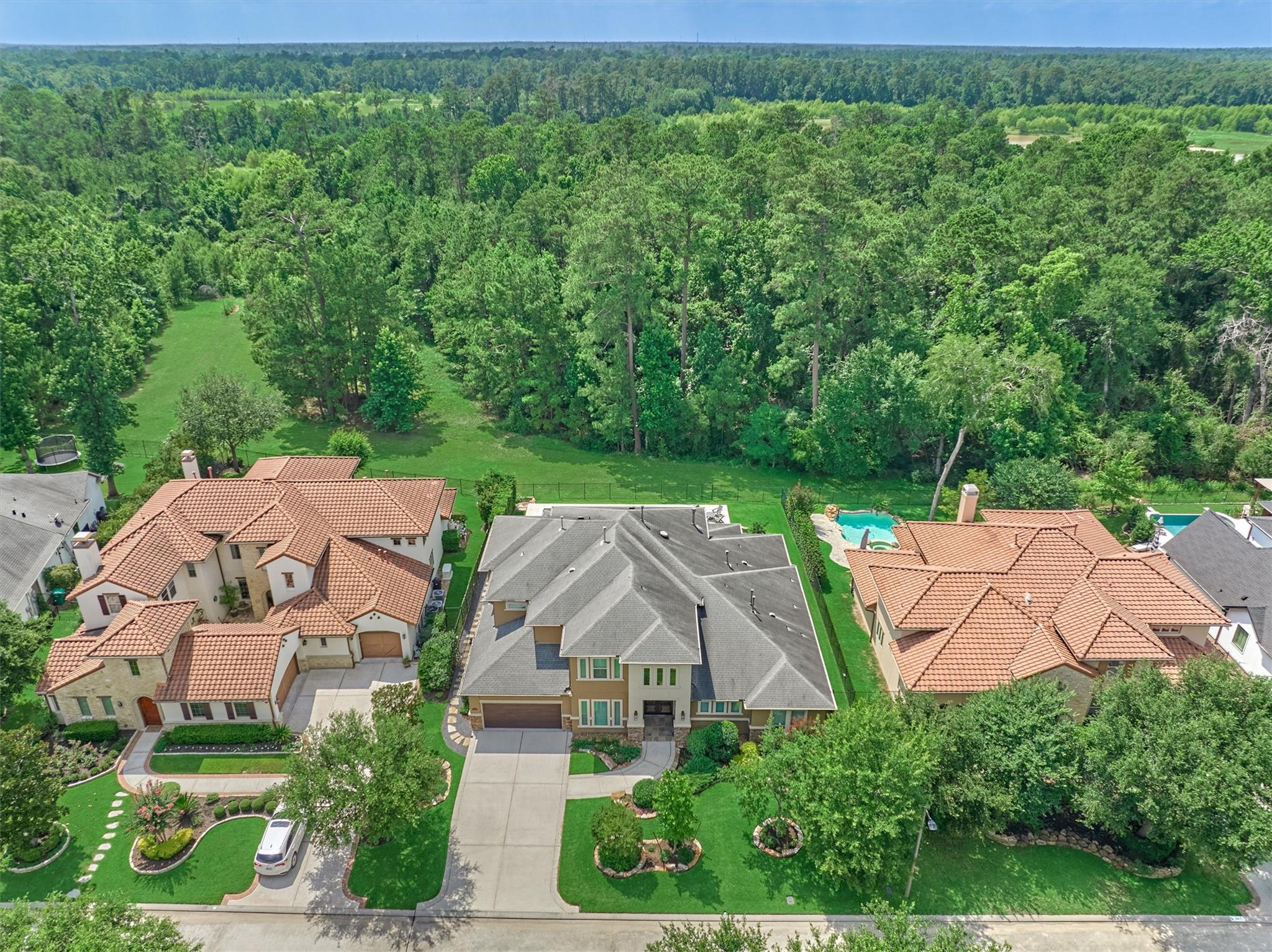 35 Pondera Point Drive