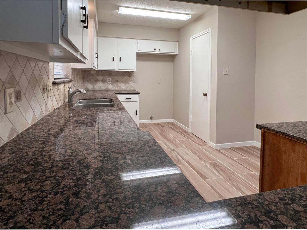 3122 Windmill Street