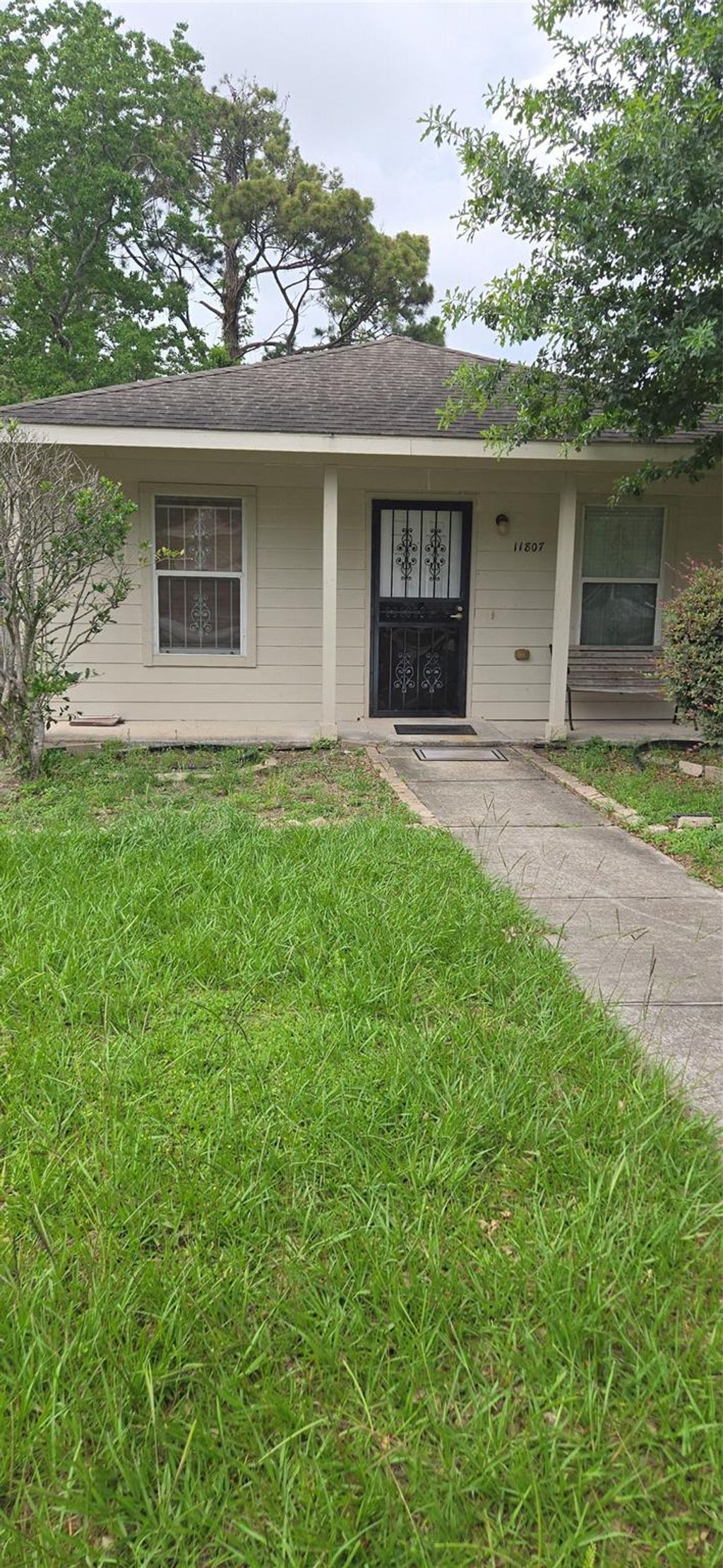 Photo of 11807 Greenmesa Drive, Houston, TX 77044 (MLS # 19421854)
