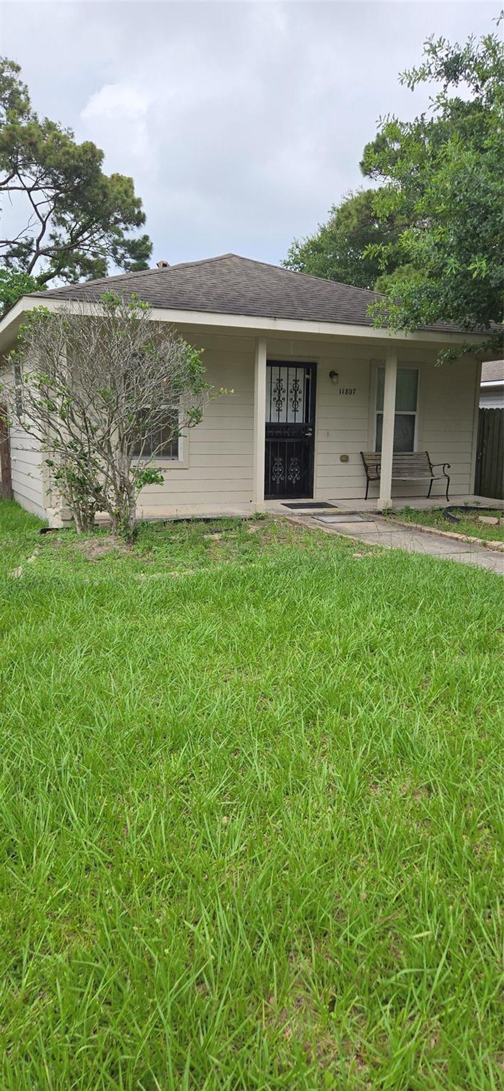 Photo of 11807 Greenmesa Drive, Houston, TX 77044 (MLS # 19421854)