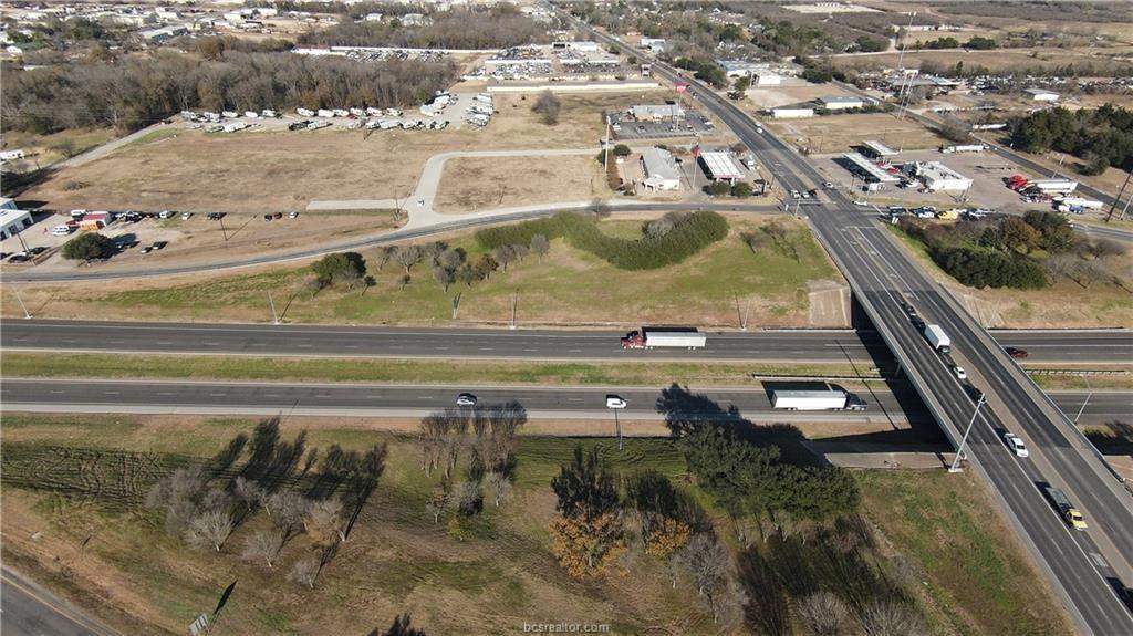 1640 N Earl Rudder Freeway