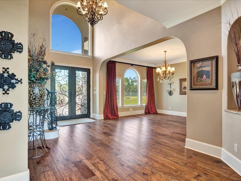 8206 E East State Highway 103