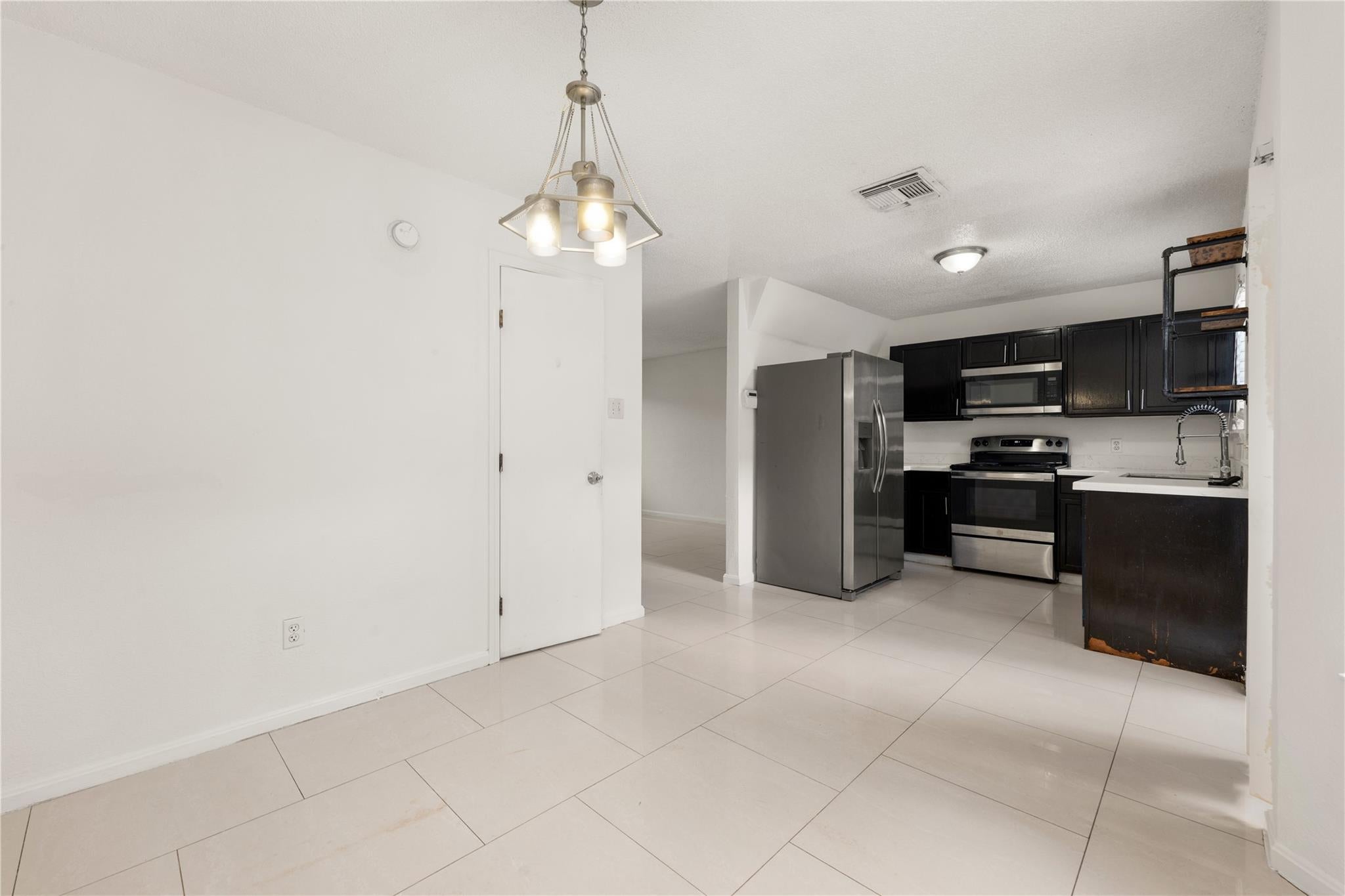 3813 Landmark Drive