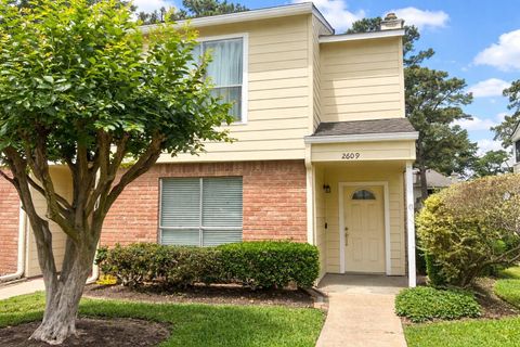 Photo of 14555 Wunderlich Drive #2609, Houston, TX 77069 (MLS # 2558825)