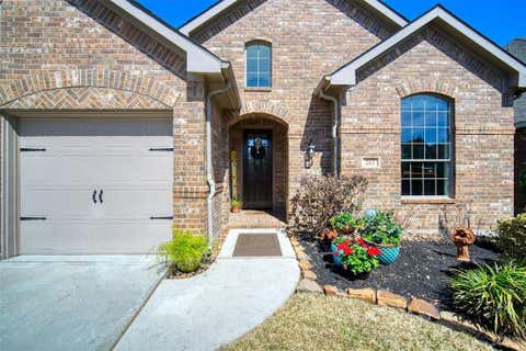 Homes For Rent - 203 N Vershire Circle<br/> Magnolia, TX 77354