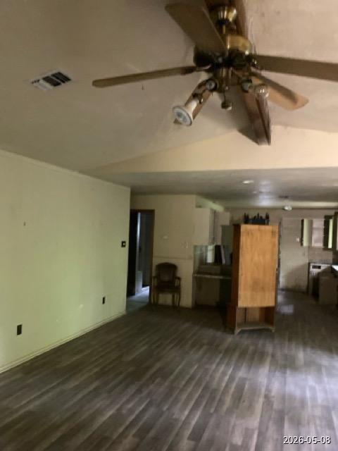 360 L R Outlaw Lane