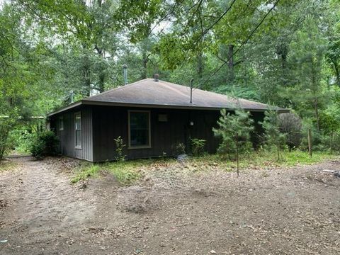 Photo of 360 L R Outlaw Lane, Cleveland, TX 77328 (MLS # 4765528)