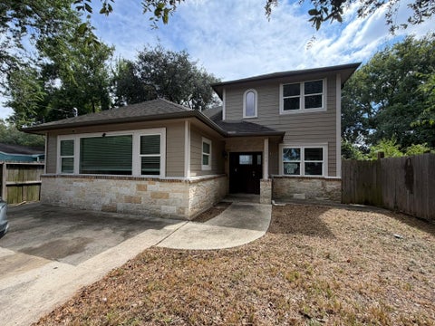 Photo of 1004 Bonnie Street, South Houston, TX 77587 (MLS # 60110884)