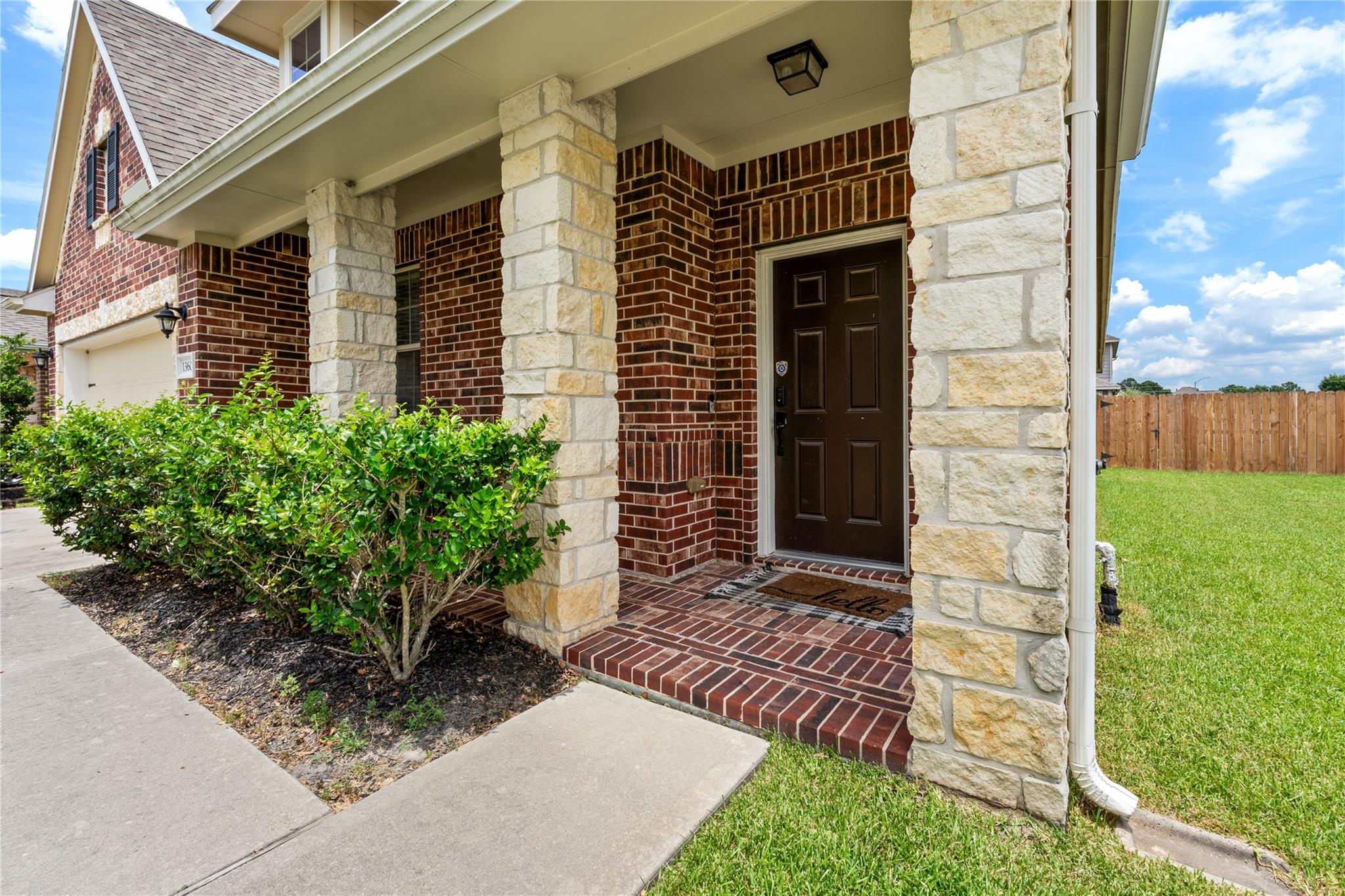 13602 Kodiak Brown Bear Street
