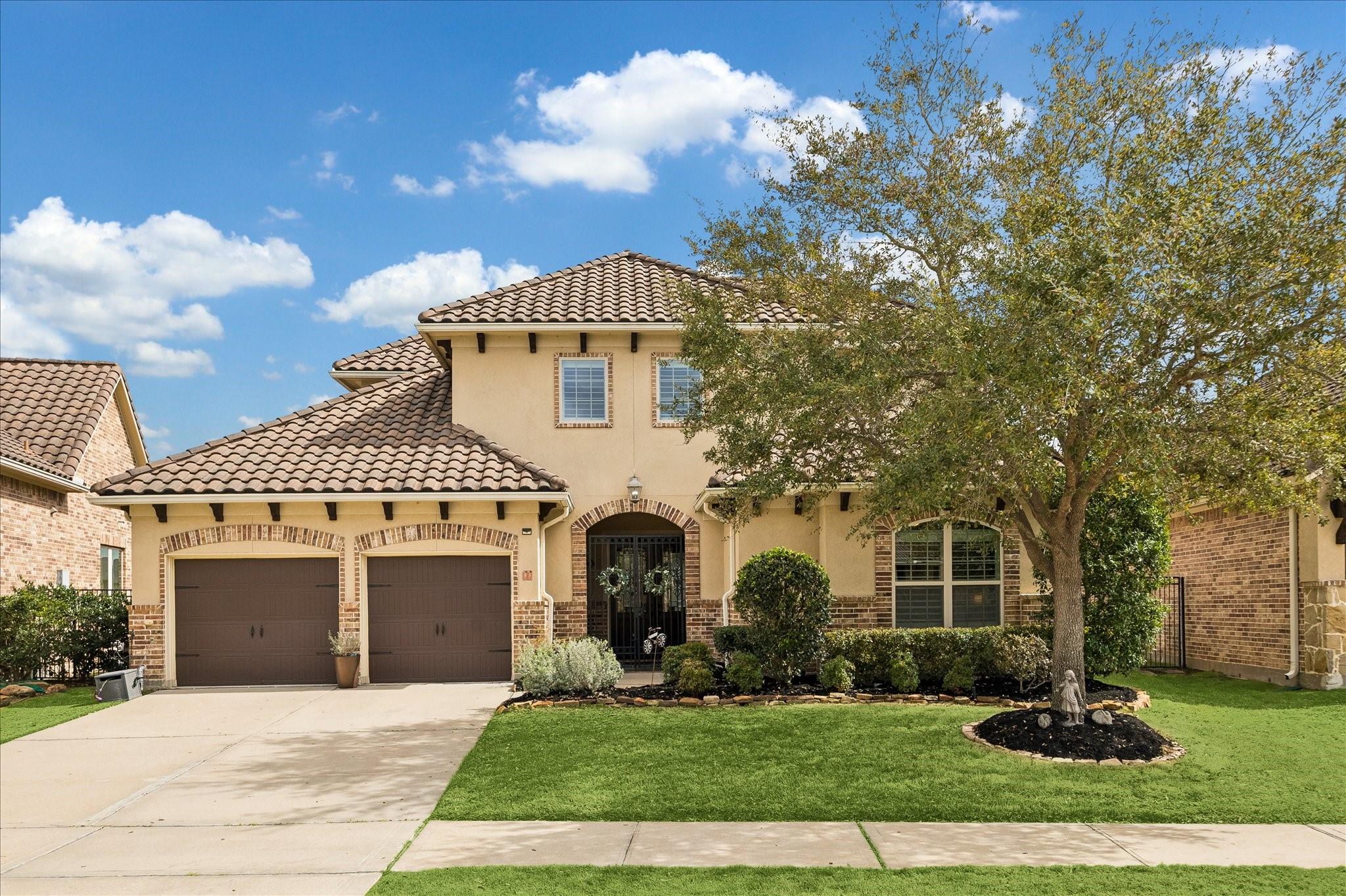 95 Lake View Loop