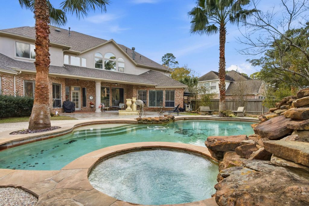 Photo of 39 Forest Green Trail, Kingwood, TX 77339 (MLS # 62238910)